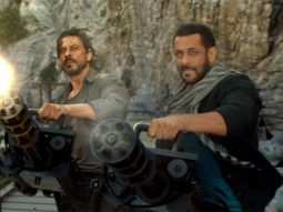 Pathaan: Shah Rukh Khan kept Tiger’s scarf as memento; talks about epic cameo of Salman Khan: ‘Matlab fans ka sawaal hai, choti script pe nahi chodh sakte’