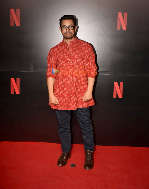 photos aamir khan anil kapoor zoya akhtar and others at the red carpet of netflix networking party 5