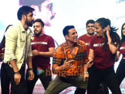 Photos: Akshay Kumar and Emraan Hashmi promote their film Selfiee at a college in Juhu