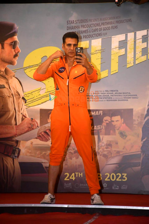 photos akshay kumar snapped promoting selfiee 3