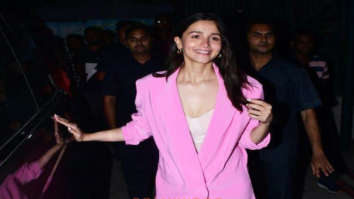 Photos: Alia Bhatt snapped post a shoot in Juhu