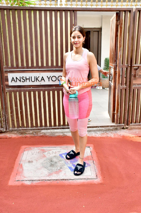 Photos: Ananya Panday spotted at Anshuka Yoga in Bandra | Parties & Events