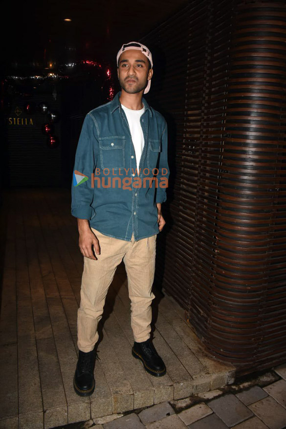 photos celebs attend varun sharmas birthday bash at estella in juhu1 4 2
