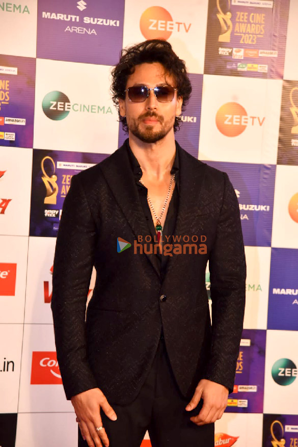 photos celebs grace zee cinema awards 2023 25