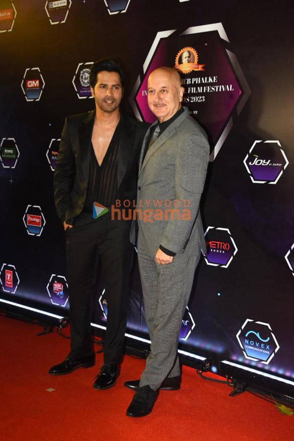 photos celebs grace the dadasaheb phalke international film festival awards 2023 100 4