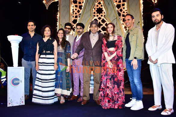 Photos: Celebs grace the launch of the new show Taj Royal Blood | Parties & Events – Bollywood Hungama