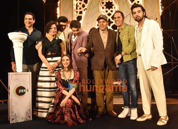 photos celebs grace the launch of the new show taj royal blood 5