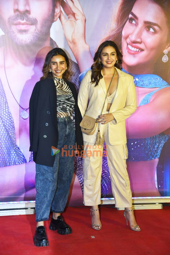 photos celebs grace the premiere of shehzada in juhu 000 3