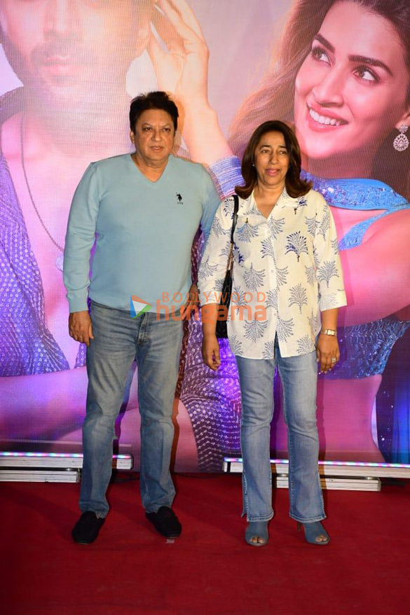photos celebs grace the premiere of shehzada in juhu 998 2