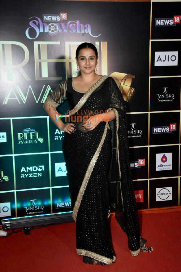photos celebs grace the red carpet of news18 showsha reel awards 2023 20