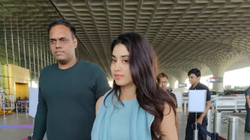 Photos: Janhvi Kapoor, Khushi Kapoor and Boney Kapoor snapped at the airport