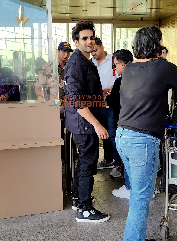 photos kangana ranaut kartik aaryan and others snapped at the airport 2