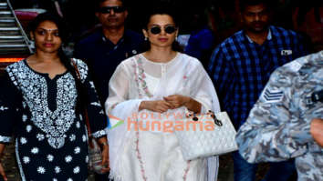 Photos: Kangana Ranaut snapped at a dance class in Bandra