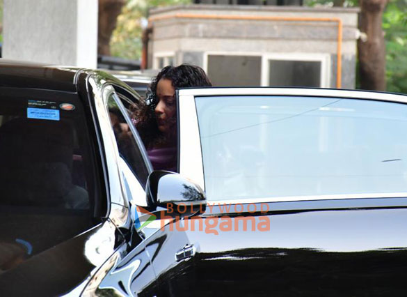 photos kangana ranaut spotted in khar 2