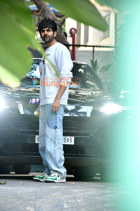 Photos: Kartik Aaryan and Sidharth Malhotra snapped at Maddock Films’ office | Parties & Events