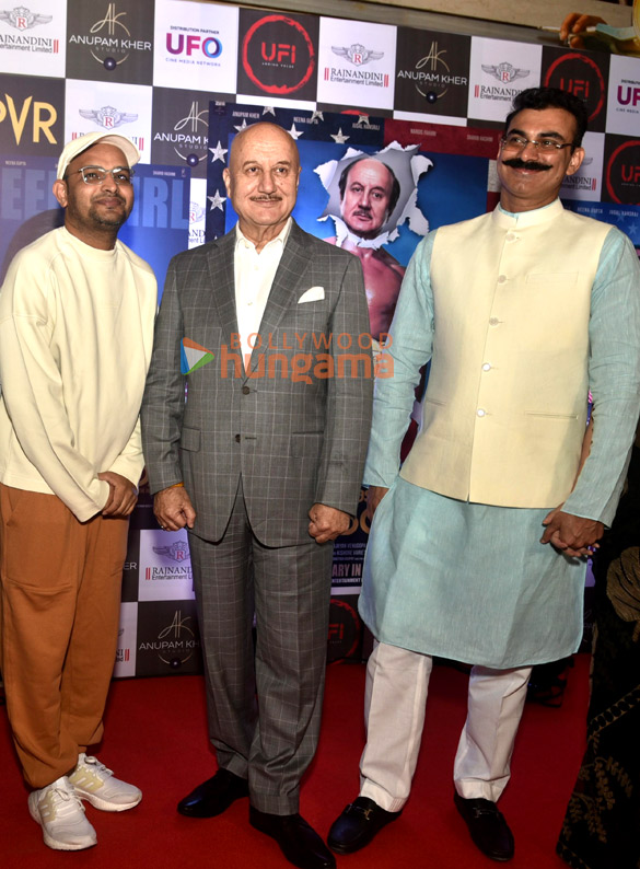 photos malaika arora ranvir shorey saee manjrekar boman irani david dhawan and others grace the premiere of shiv shastri balboa 13