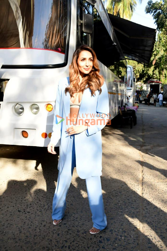 photos malaika arora snapped during a shoot in goregaon 6