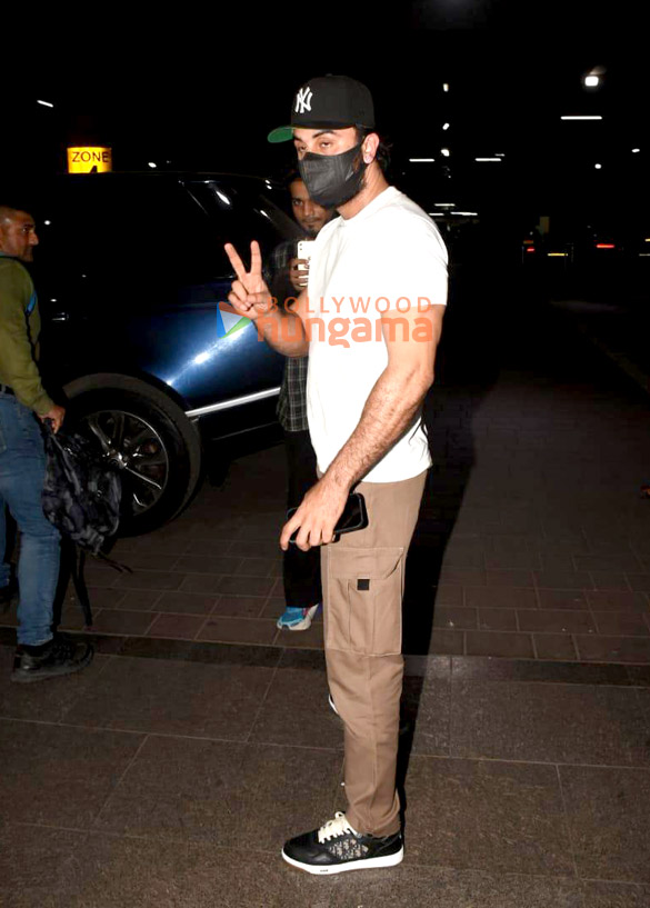 photos ranbir kapoor shilpa shetty shamita shetty and raj kundra snapped at the airport 5