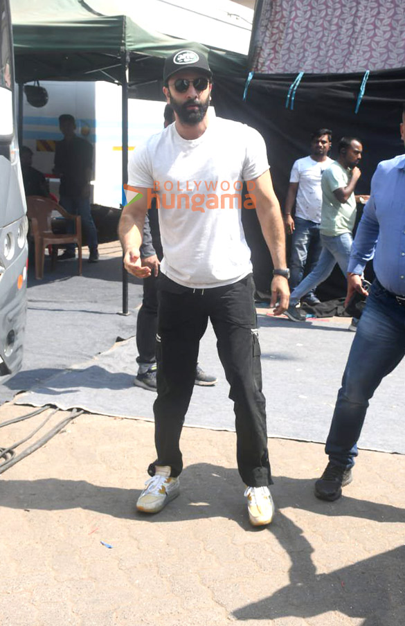 photos ranbir kapoor and kareena kapoor khan spotted at mehboob studio in bandra 3