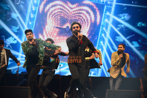 photos ranbir kapoor and pritam chakraborty snapped promoting tu jhoothi main makkaar 10