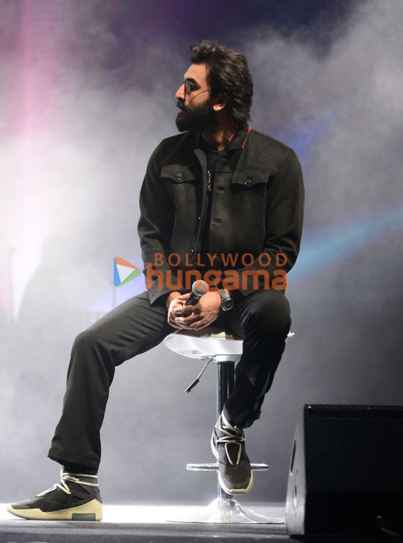 photos ranbir kapoor and pritam chakraborty snapped promoting tu jhoothi main makkaar 16
