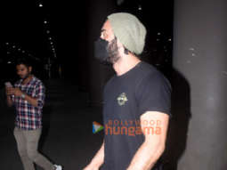 Photos: Ranbir Kapoor, Sophie Choudry and Tinaa Dattaa snapped at the airport