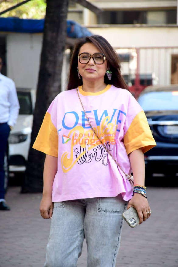 photos rani mukerji snapped at shilpa shettys daughter samishas birthday party in mumbai 2