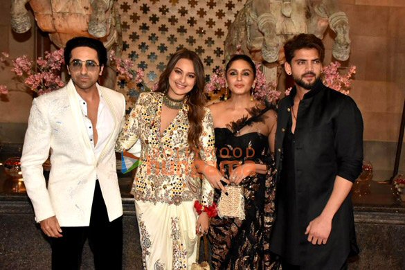 photos sharvari wagh tusshar kapoor and others snapped at ramesh s tauranis daughters wedding reception 2