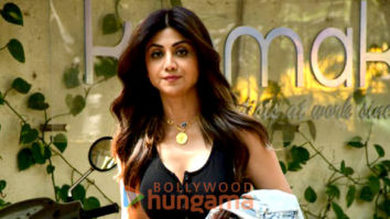 Photos: Shilpa Shetty snapped at Kromakay salon in Juhu