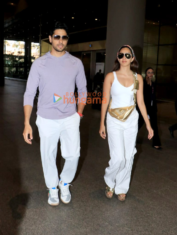 photos sidharth malhotra and kiara advani snapped at the airport 4