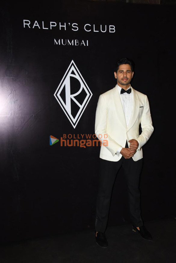photos sidharth malhotra snapped attending the launch of the ralph lauren club in association with shoppers stop 1 5