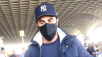 Ranbir Kapoor gets clicked by paps at the airport