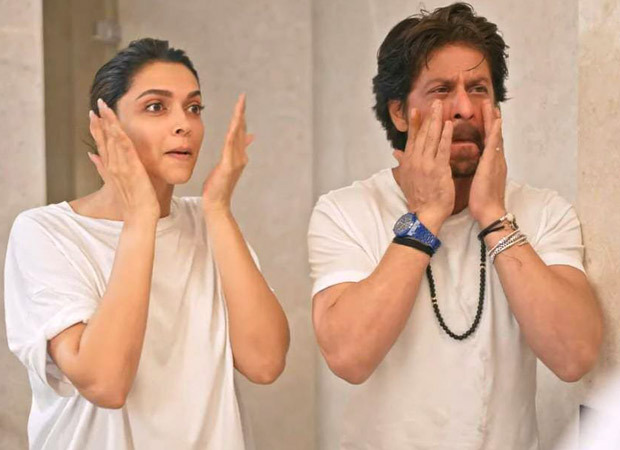Shah Rukh Khan feels 'freshy freshy' as Deepika Padukone teaches morning skincare routine, watch video Shah Rukh Khan feels 'freshy freshy' as Deepika Padukone teaches morning skincare routine, watch video