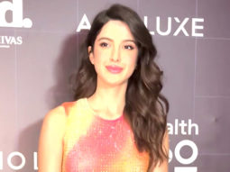 Shanaya Kapoor poses for paps in a multicolored glittery outfit