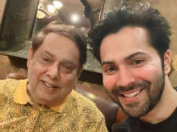 Varun Dhawan cooks halwa for his dad David Dhawan, watch his reaction Varun Dhawan cooks halwa for his dad David Dhawan, watch his reaction