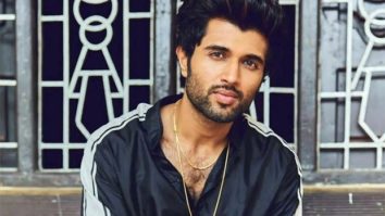 Vijay Deverakonda sends best wishes to his volleyball team Hyderabad Black Hawks on a video call