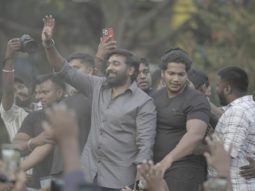 Vijay Sethupathi solves a 25-feet tall and 40-feet wide jigsaw puzzle featuring a special poster of him from Farzi