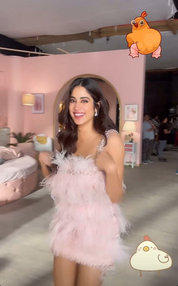 You'll laugh out loud at Janhvi Kapoor's goofy chicken dance while flaunting a lovely feather dress
