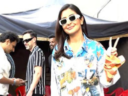 Anushka Sharma donnes a funky look as she gets clicked