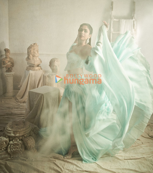 mrunal thakur 2 119
