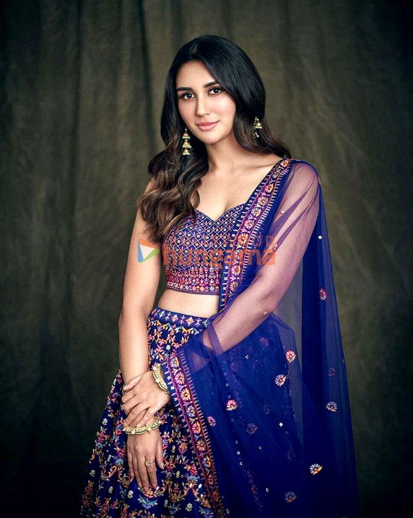 nikita dutta 3 34