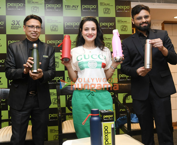 photos ameesha patel snapped launching pexpo vacuum flask in new delhi 2