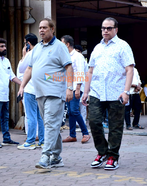 photos celebs attend prayer meet of late actor satish kaushik 14