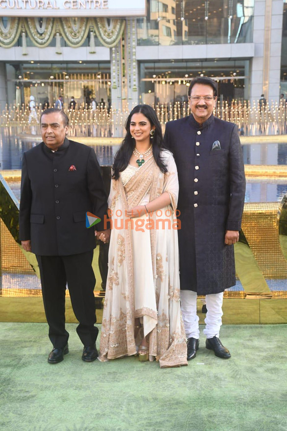 photos celebs attend the opening of the nita mukesh ambani cultural centre 1