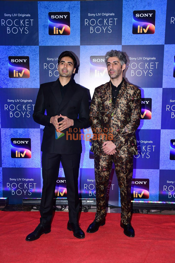 photos celebs grace the premiere rocket boys season 2 13