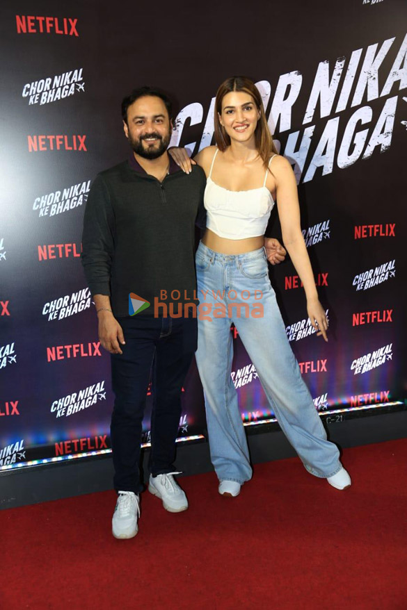 photos celebs grace the premiere of chor nikal ke bhaaga 5
