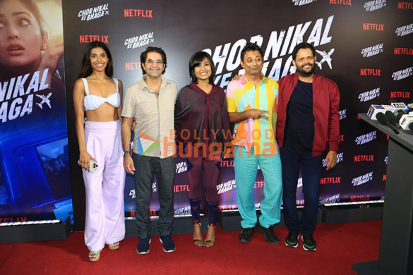 photos celebs grace the premiere of chor nikal ke bhaaga 9