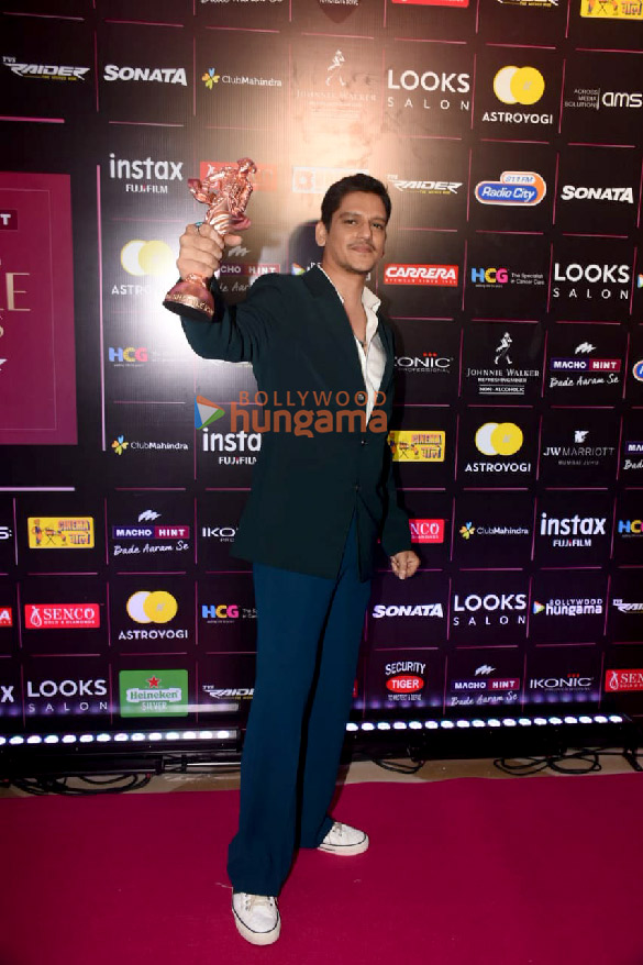 photos celebs grace the red carpet of bollywood hungama style icons awards 2023 4741 20