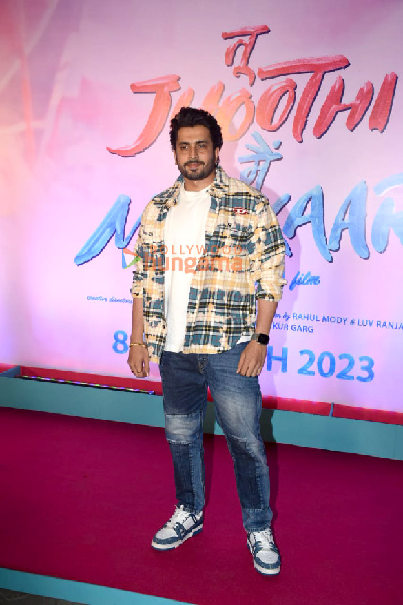 photos celebs grace the special screening of tu jhoothi main makkaar1 5