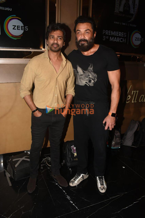 photos celebs snapped at taj divided by blood premiere 25